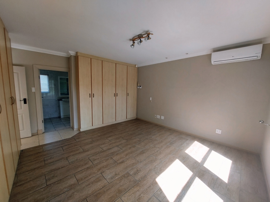 4 Bedroom Property for Sale in Panorama Western Cape